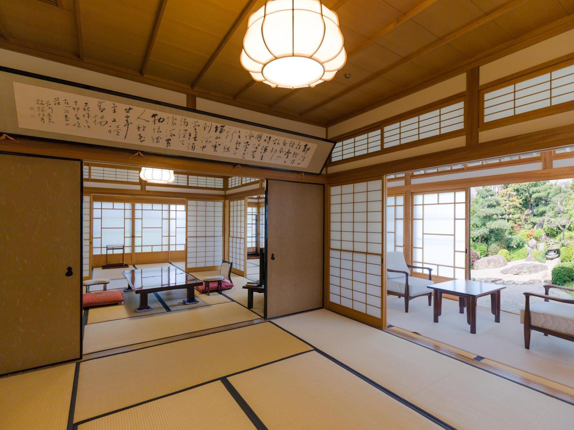 Готель Hagi No Yado Tomoe Екстер'єр фото